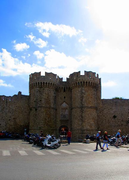 The old town of Rhodes is a city for families with children