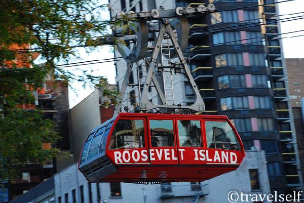 повітряний трамвай на Рузвельт Айленд фото
